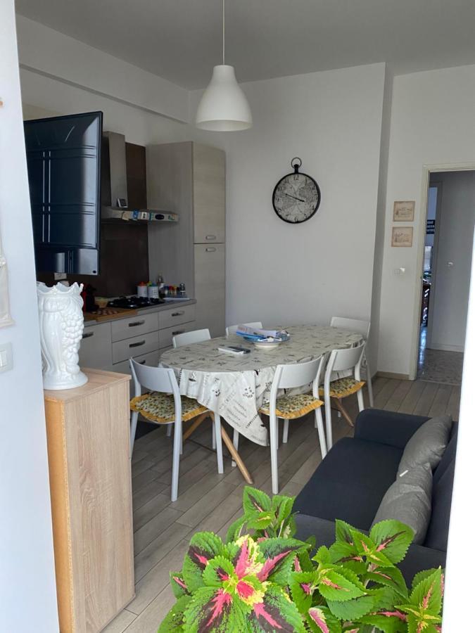 Giuffrida Apartment Rooms CTA Exteriör bild