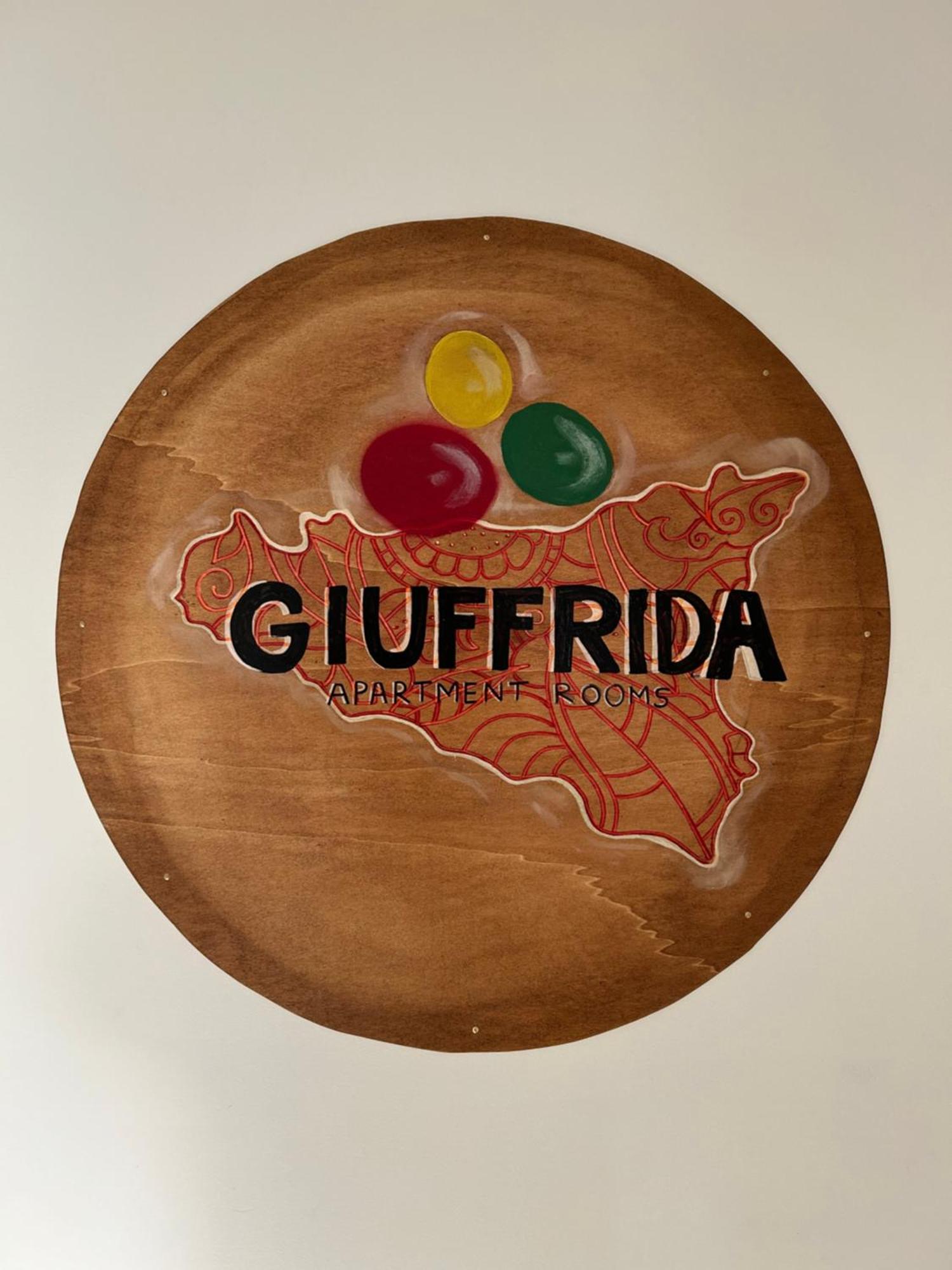 Giuffrida Apartment Rooms CTA Exteriör bild