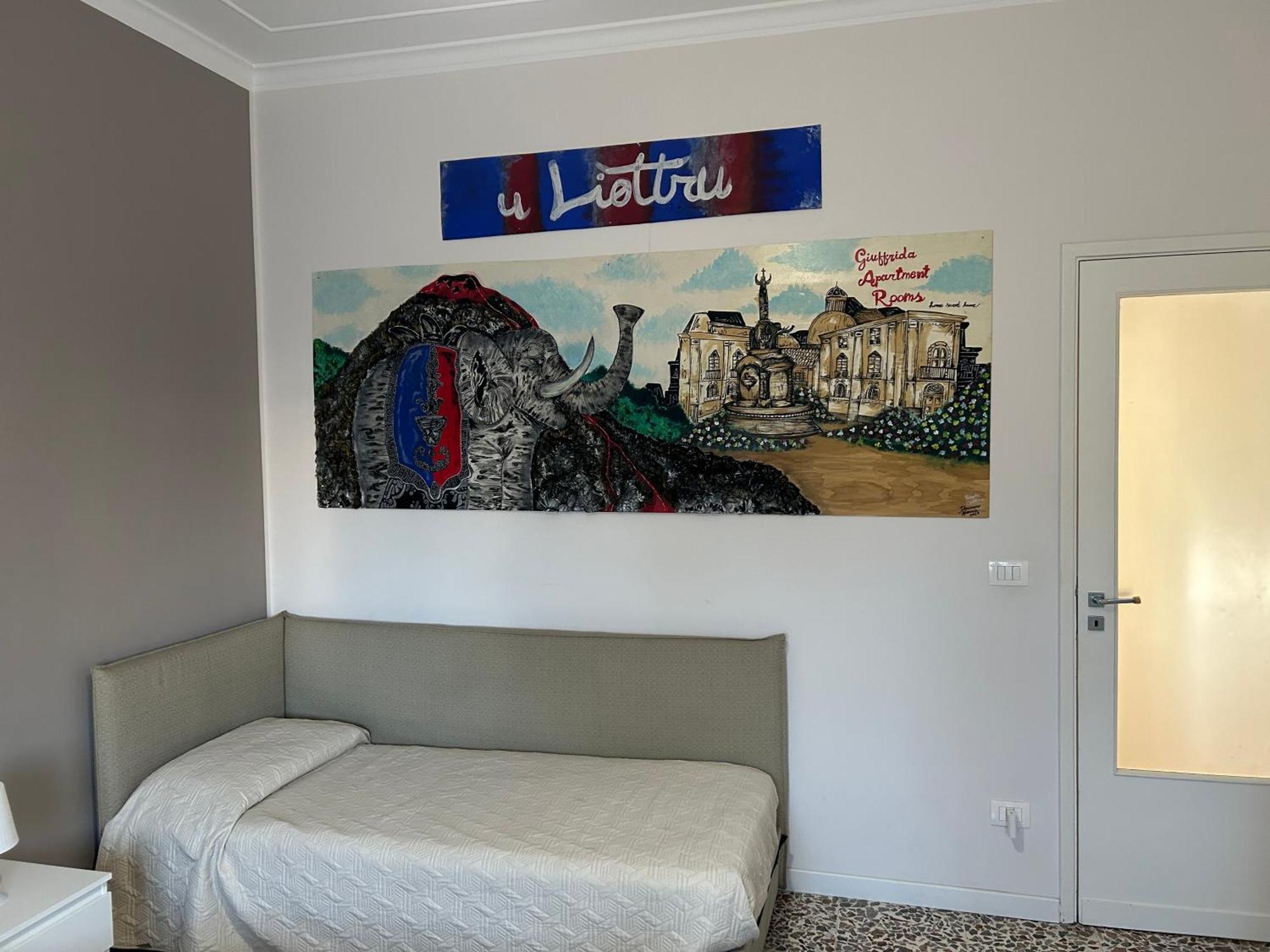 Giuffrida Apartment Rooms CTA Exteriör bild